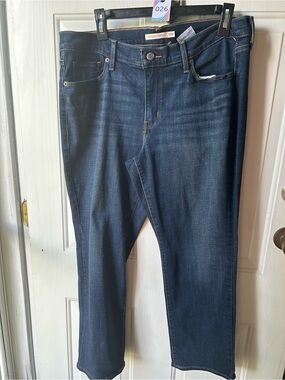 Ladies Jeans - Classic Straight Fit